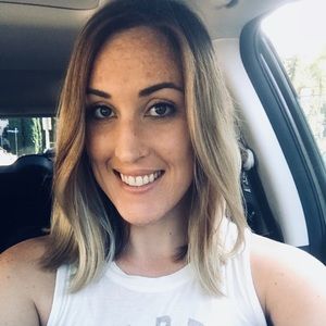 Meet your Posher, Maya